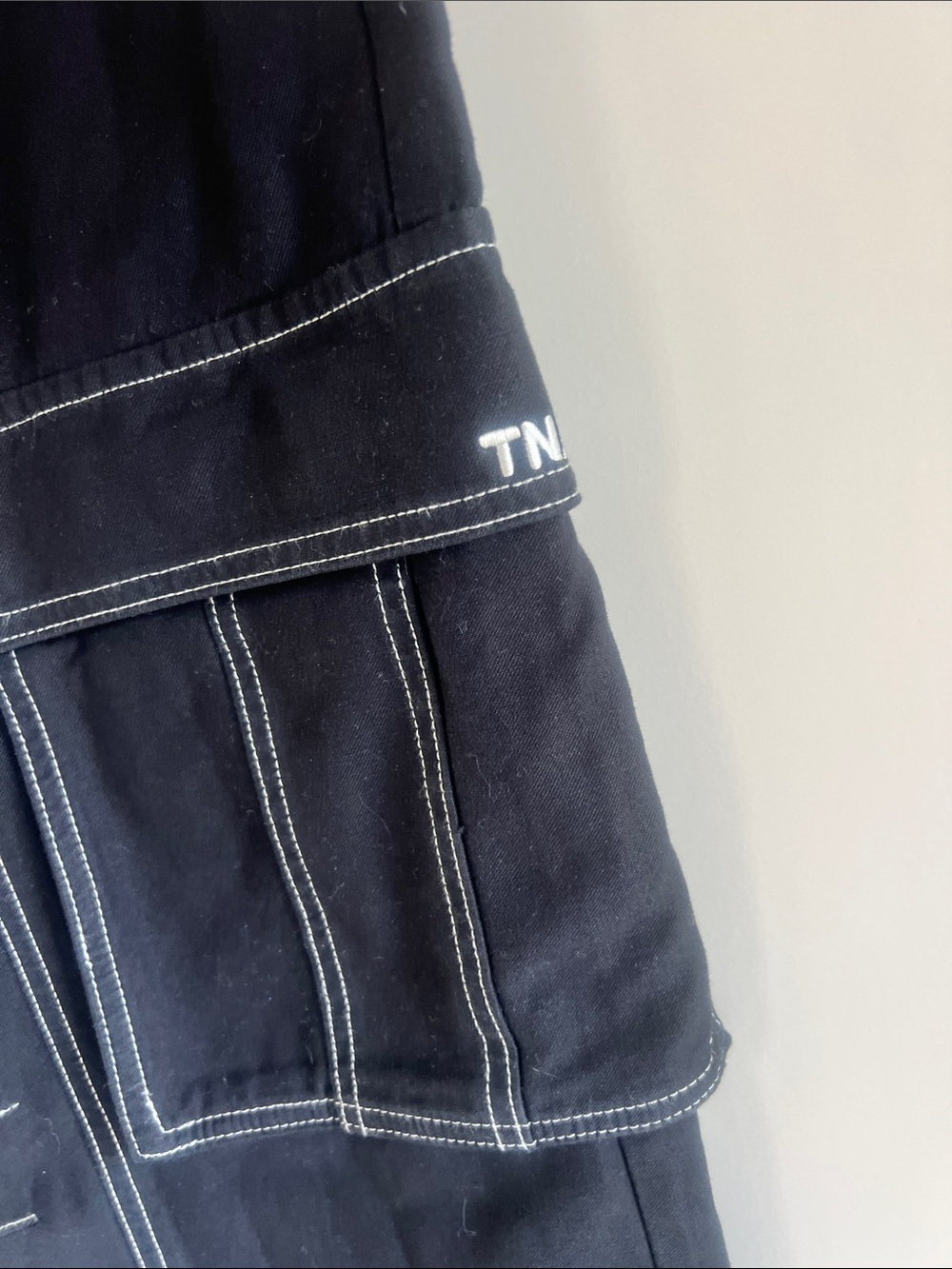 BNWT Aritzia TNA Roscoe Cargo Pant - Picture 7 of 11